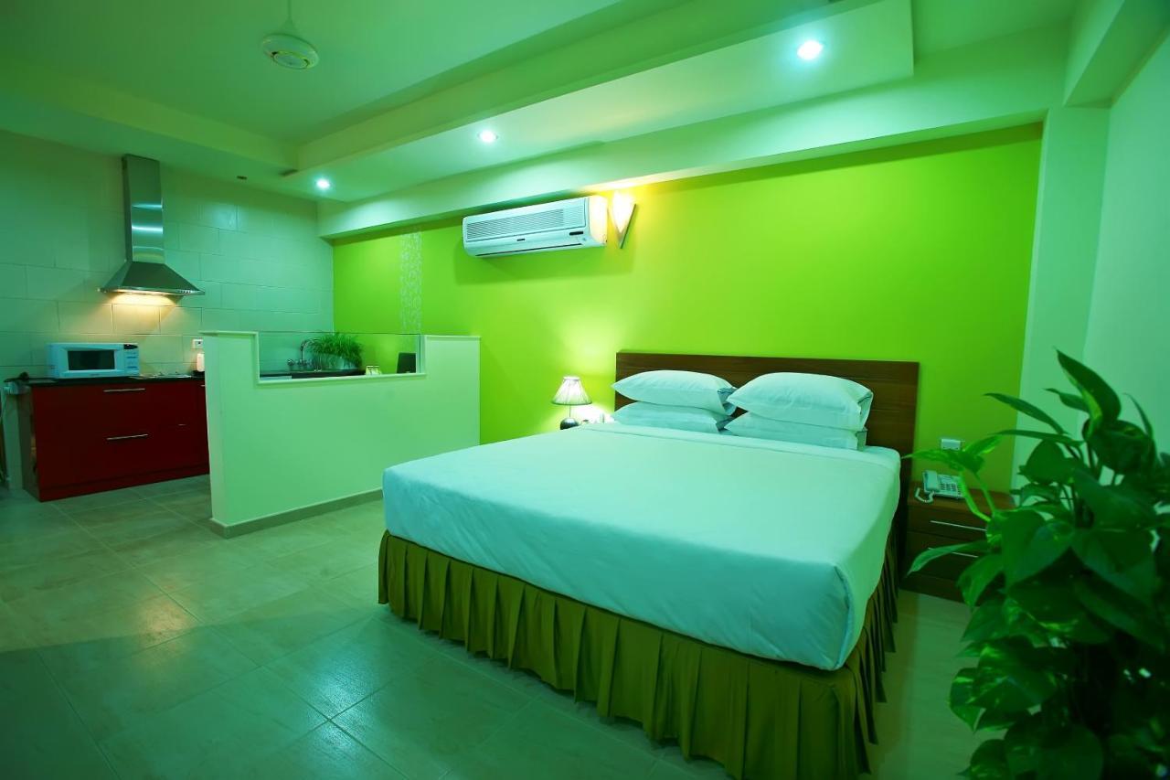 Johny International Hotel Masqat Buitenkant foto