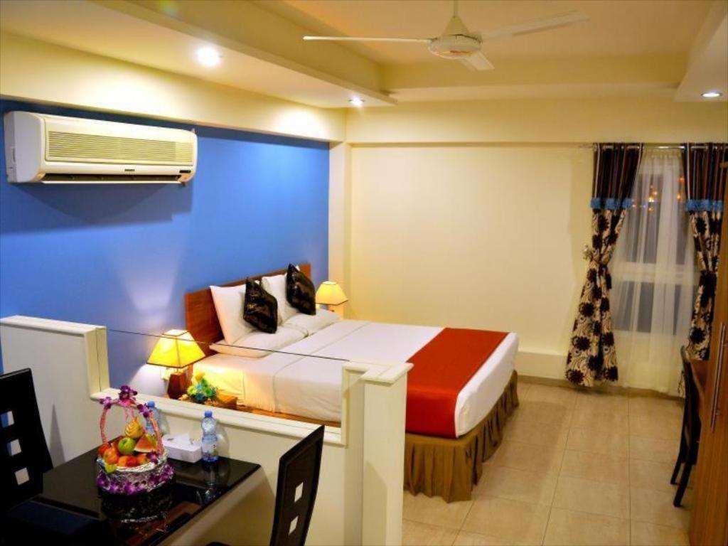 Johny International Hotel Masqat Buitenkant foto
