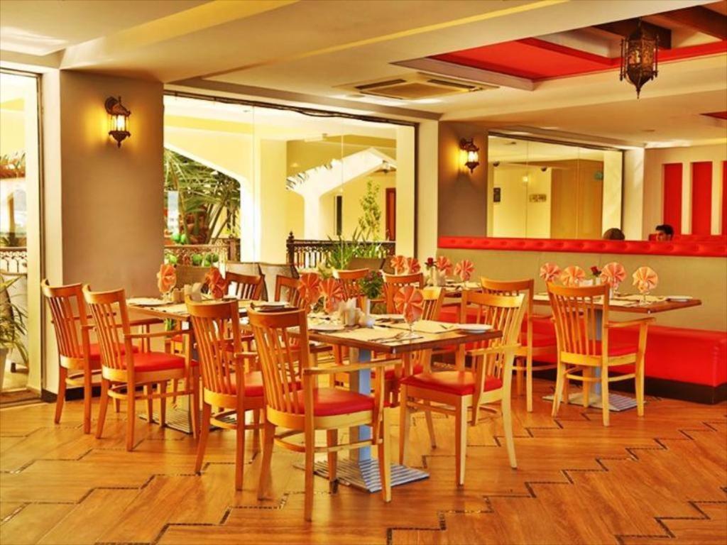 Johny International Hotel Masqat Buitenkant foto