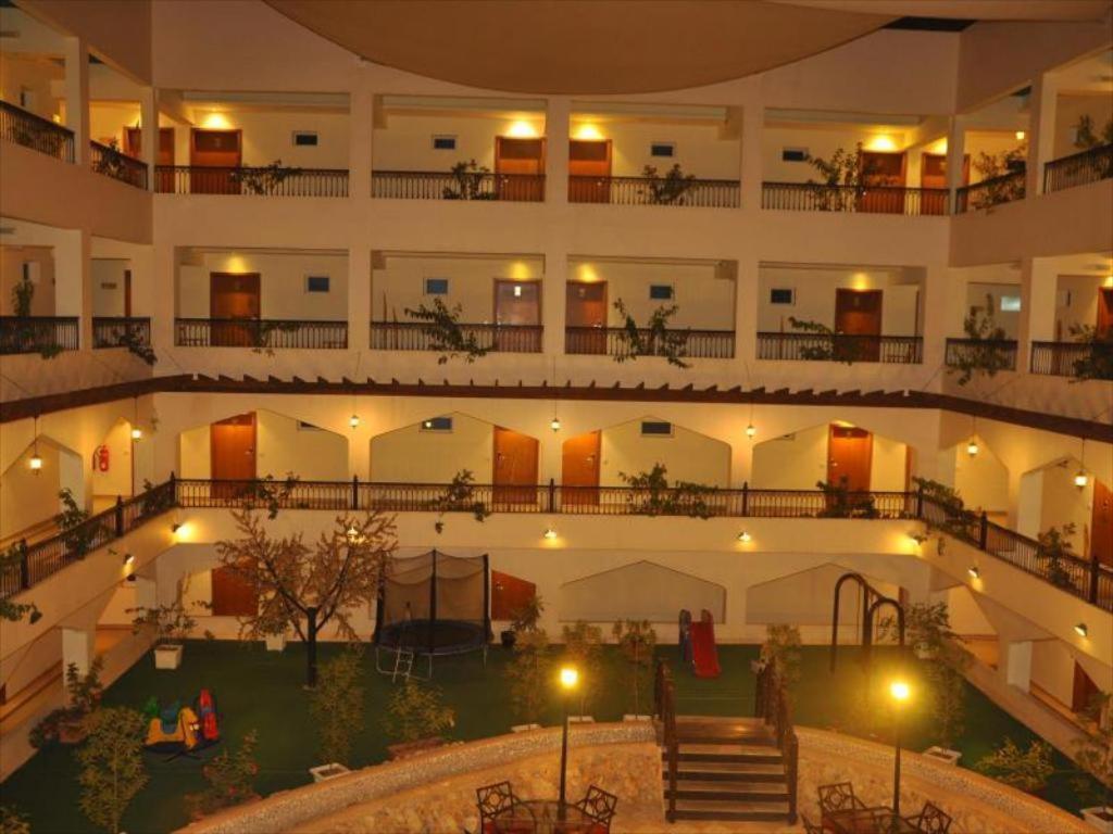 Johny International Hotel Masqat Buitenkant foto